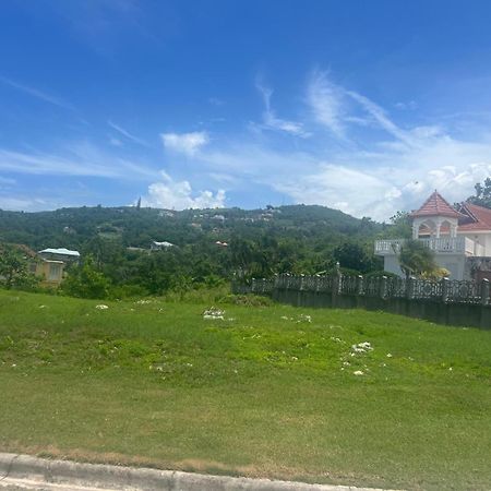 Ironshore Seaview Apartment Montego Bay Exterior photo