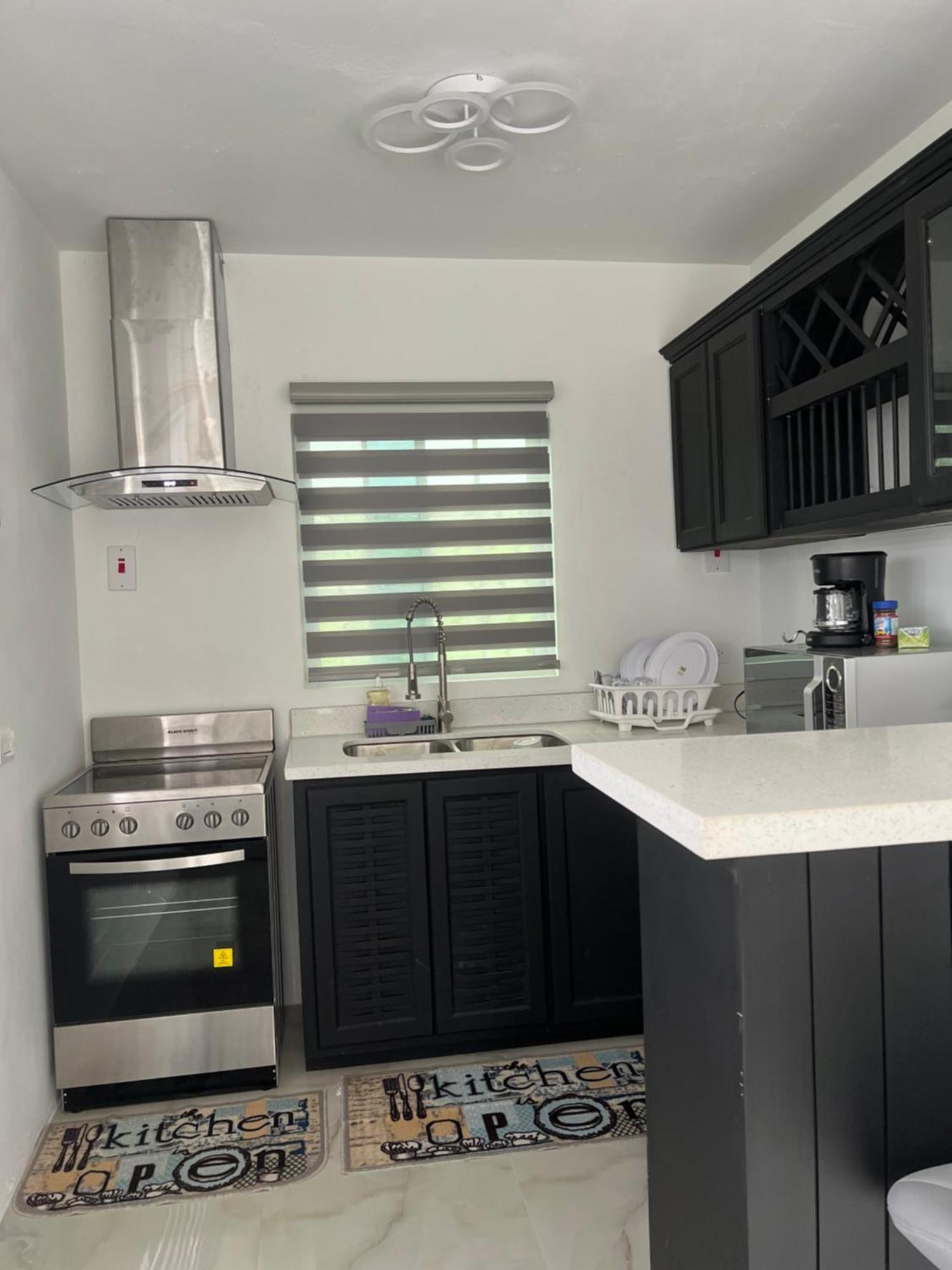 Ironshore Seaview Apartment Montego Bay Exterior photo