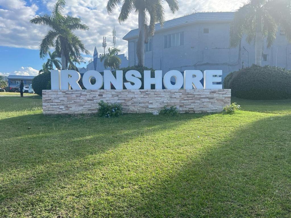 Ironshore Seaview Apartment Montego Bay Exterior photo
